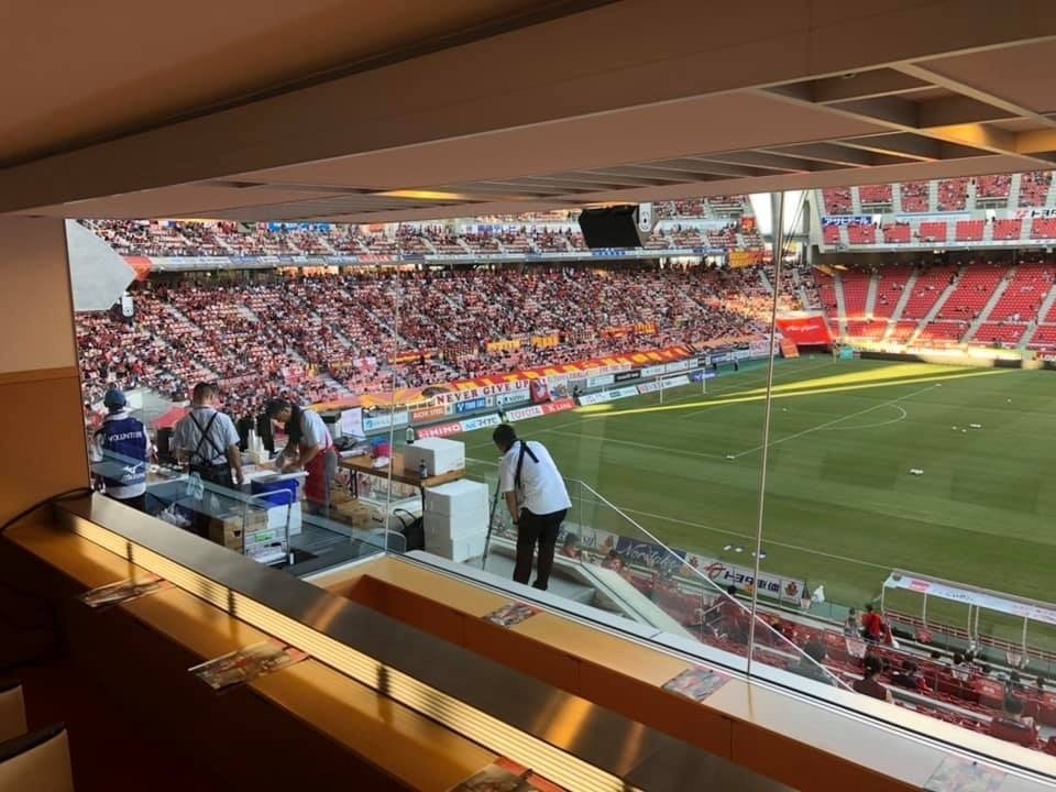 札幌サポーターの私がvipシートに釣られて豊田スタジアムに行ってきたよ Grampus 名古屋グランパス グランパスくん Nanase Note 札幌サポーターの私がvipシートに釣られて豊田スタジアムに行ってきたよ Grampus 名古屋グランパス グランパスくん Nanase Note