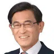 望月数久 | 特定社会保険労務士 ・ キャリアコンサルタント ・ 研修講師 |