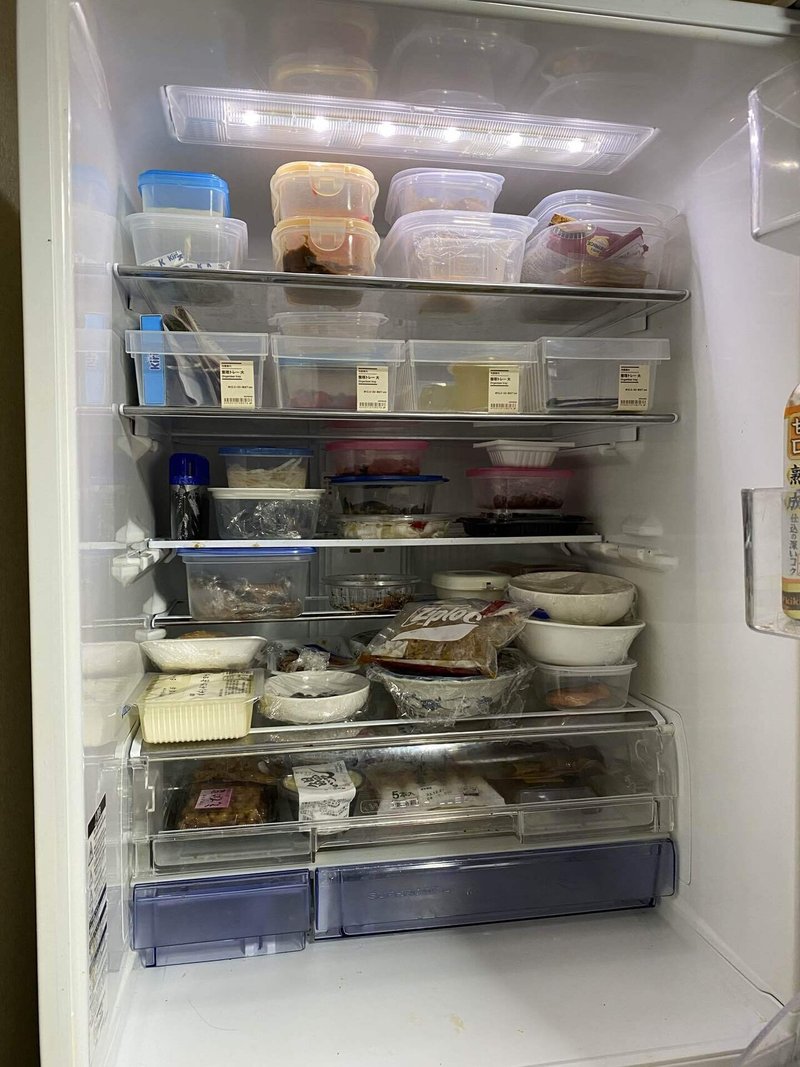 全部出してしまい直した実家の冷蔵庫