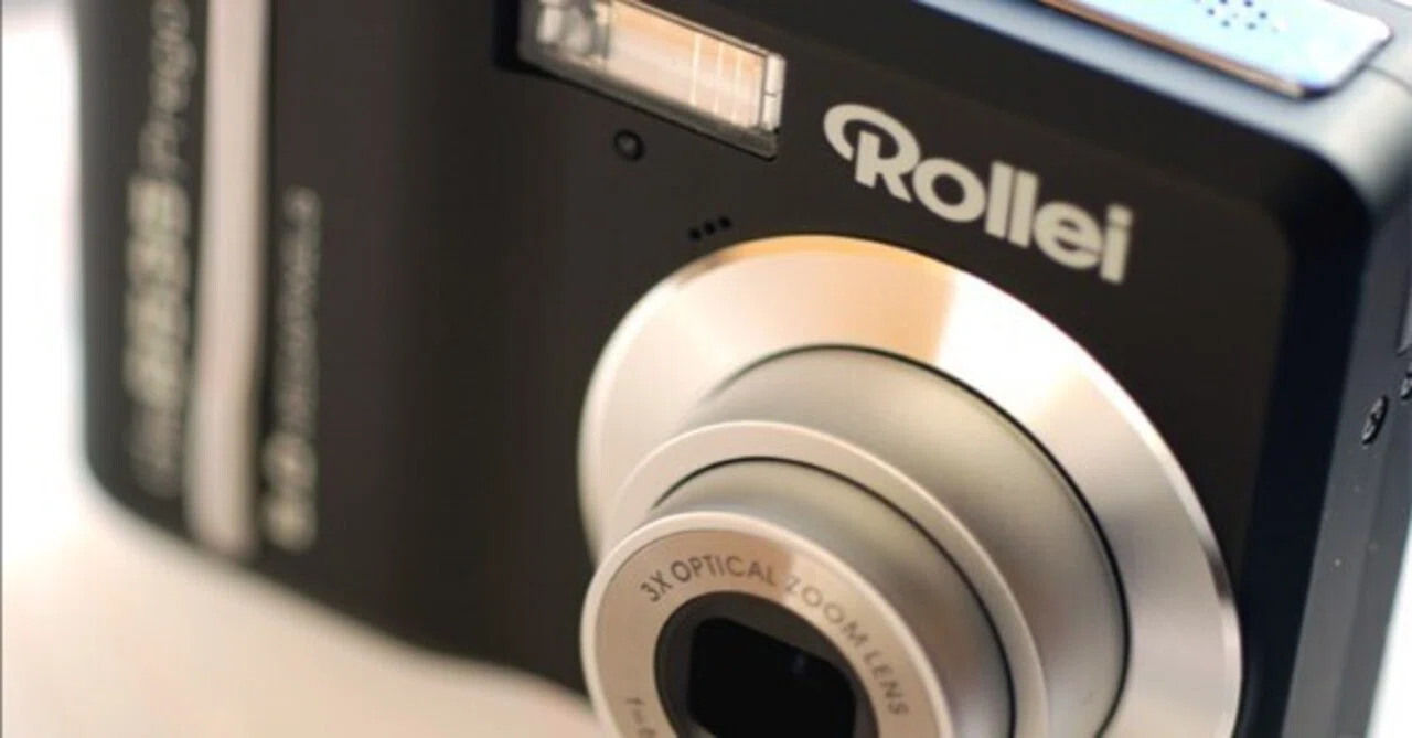 オールドデジカメ】Rollei da8535 Prego ローライの威を借るトイデジ