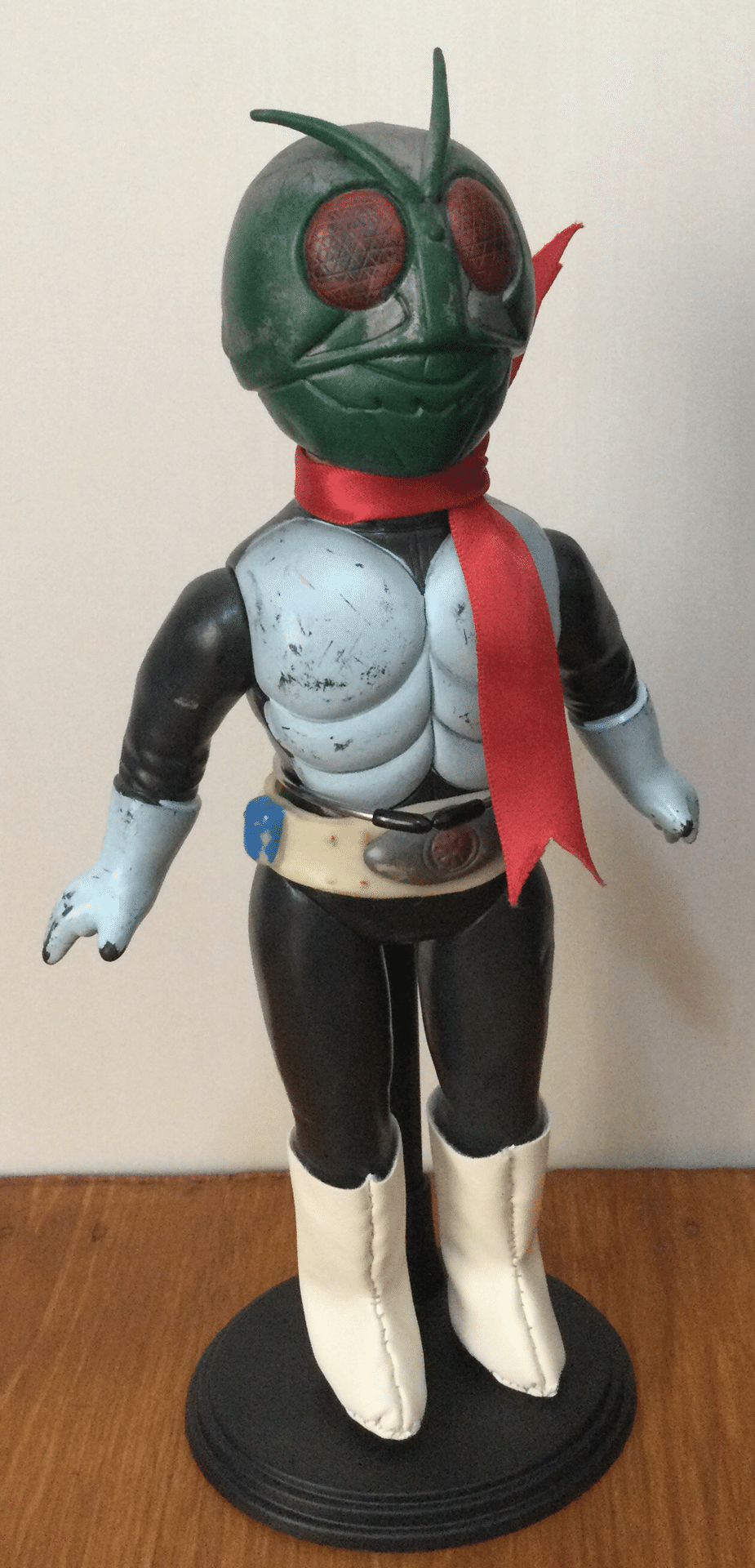 仮面ライダー ソフビ フィギュア 旧バンダイ 当時物 マフラー純正 仮面ライダー ソフビ フィギュア 旧バンダイ 当時物 マフラー