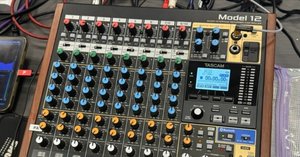 デジタルミキサー ALLEN&HEATH CQ-18T CQ-18T • Allen & Heath