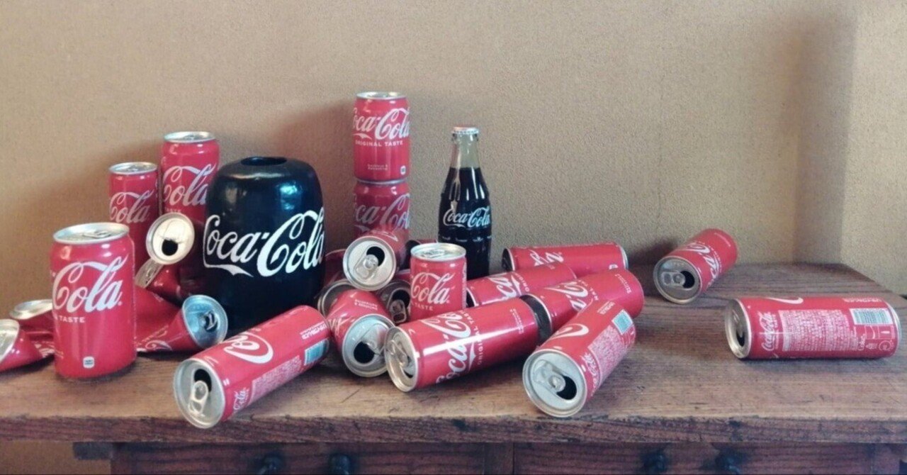 Ai WeiweiのCocaCola Vaseのこれが欲しくてさ。でも何千万円？いや