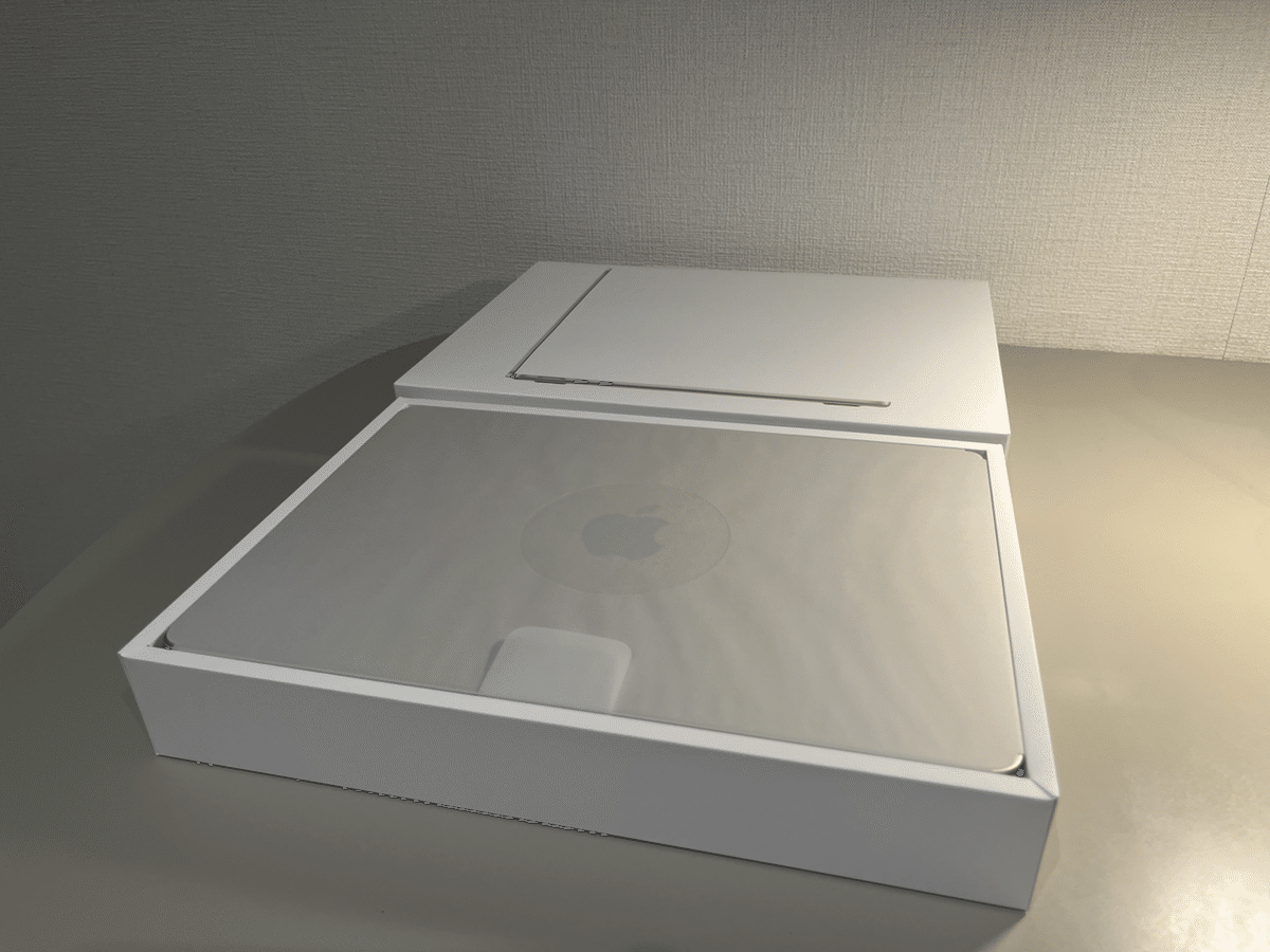 Tech】MacBook Air 開封の様子をただただお見せするだけの記事|mick Tech】MacBook Air 開封の様子をただただお見せするだけの記事|mick