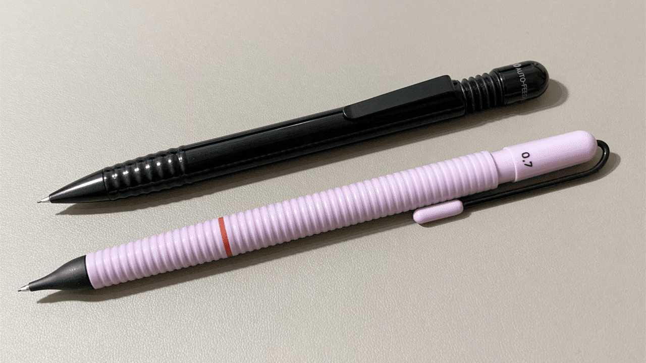 ぺんてる　テクノプレス　廃盤シャープペンシル　先端プッシュ 先端プッシュ式のシャーペンです。機構内の微妙なバランスで芯が出る