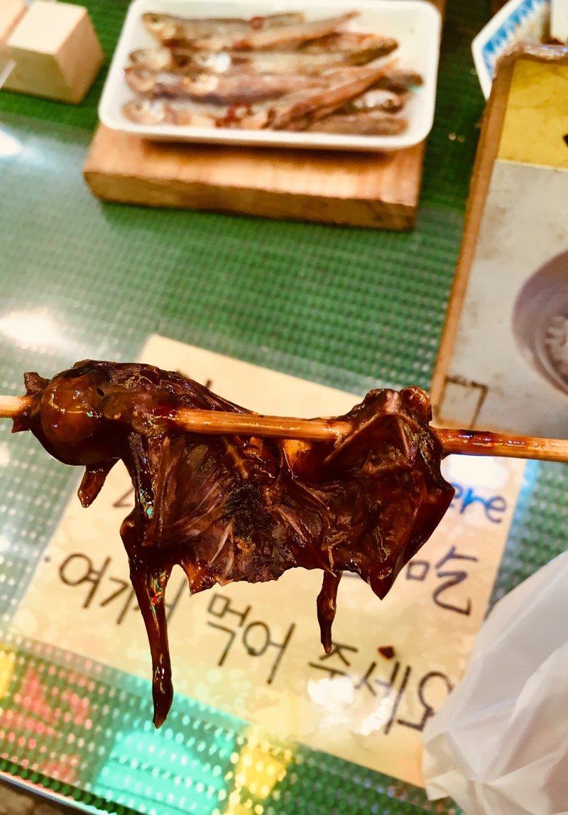 京都錦市場でスズメの丸焼きを食べた話 セルゲイ カチンスキー Note 京都錦市場でスズメの丸焼きを食べた話 セルゲイ カチンスキー Note