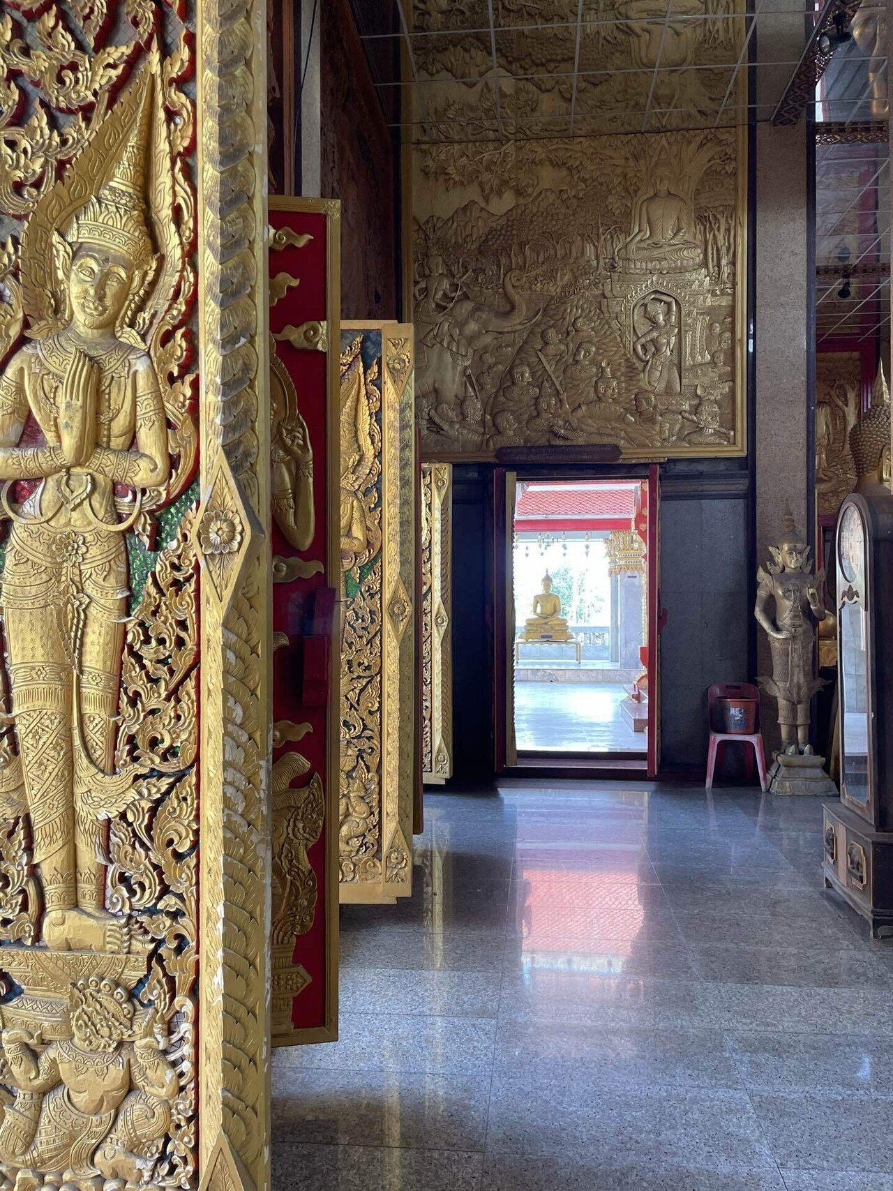 プラ・リーラ（遊行仏） พระลีลา 石仏⁄携行仏⁄スコタイ朝 仙遊洞 （古代