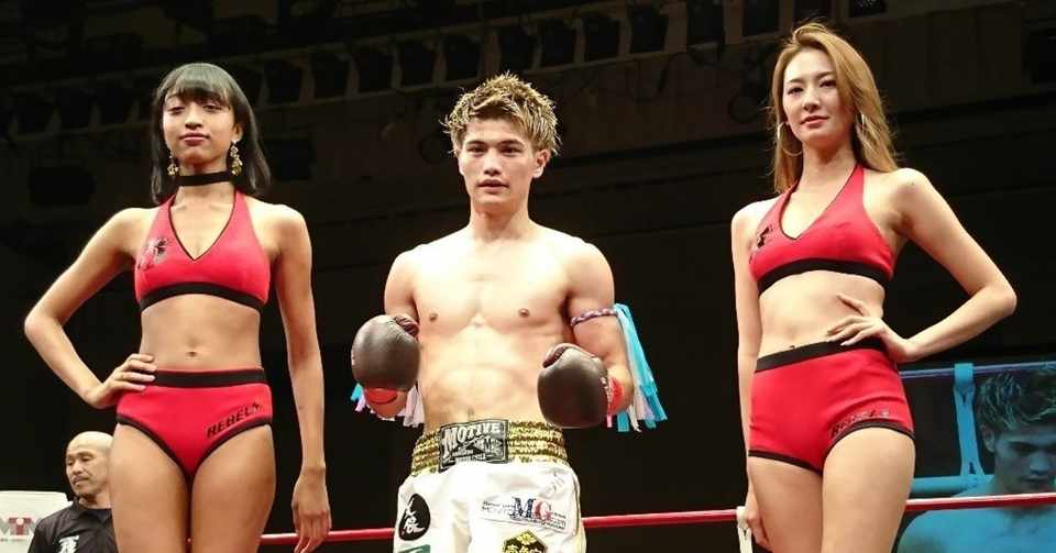 豪快ko連発 イケメン 栗秋祥梧 右の倒し屋 鈴木宙樹 ひろき Youtubeで大人気の 超攻撃型ムエタイ スアレック 試合動画が続々公開 Rebels 62 8月10日 後楽園ホール Kojishigeta 茂田浩司 Note