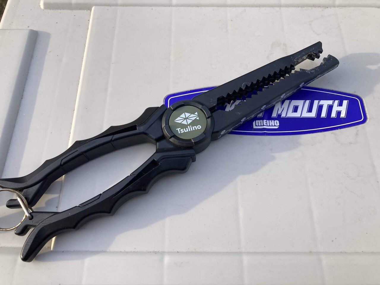 釣り道具を紹介。自分がよく行く釣りポイント。おすすめの道具。写真は