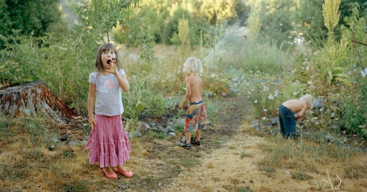 アート・デザイン・音楽 Girl Pictures / Justine Kurland