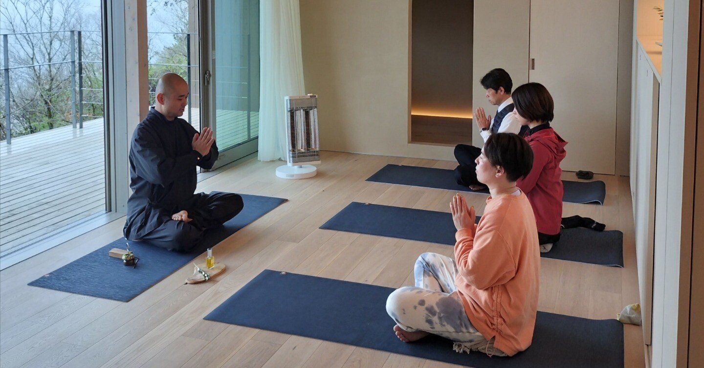 座禅と瞑想の特別な研修会｜小豆島・オリーブリトリートスパ 「The SPA」