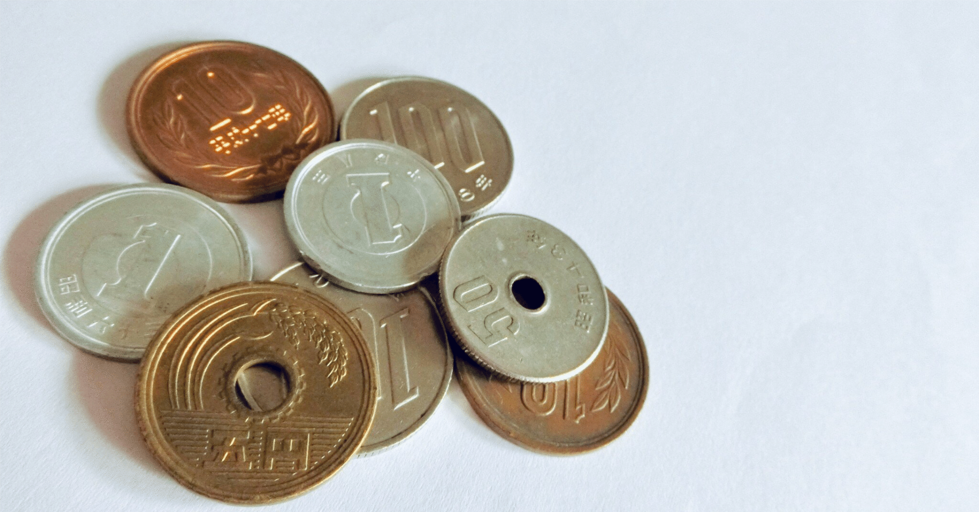 日本の お金硬貨は 何種類？ 2024｜みけCAT