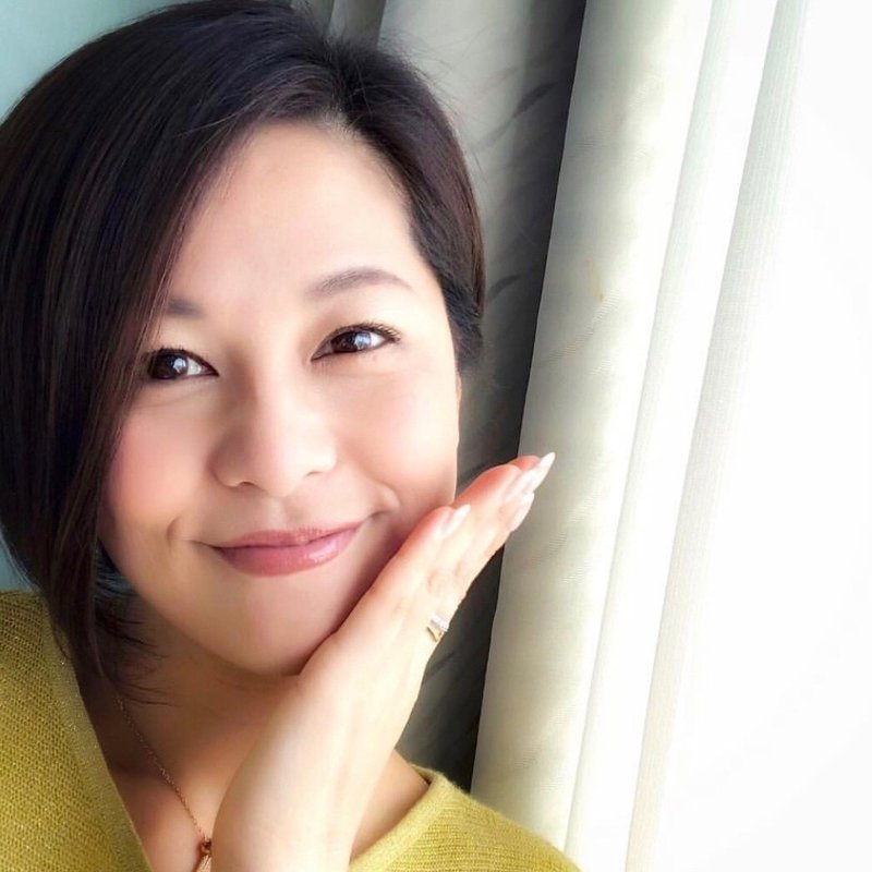自分の顔や身体を客観的に見ることはとても大切な事だと思う 美容家 畠 真寿美 Note 自分の顔や身体を客観的に見ることはとても大切な事だと思う 美容家 畠 真寿美 Note