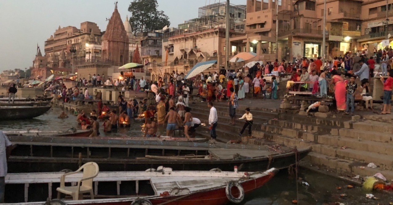 インド旅行記2ガンジス川にて 冥き河のカロン ゆるふわぴんくチャン Note インド旅行記2ガンジス川にて 冥き河のカロン ゆるふわぴんくチャン Note