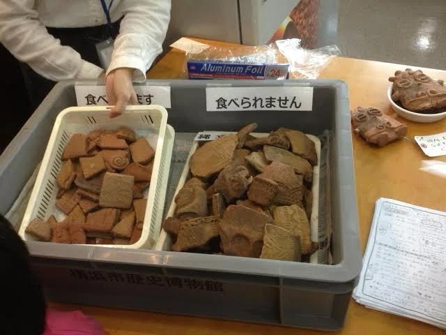 中学生と一緒に土器片クッキー「ドッキー」を本気で作ってみた｜ヤミラ