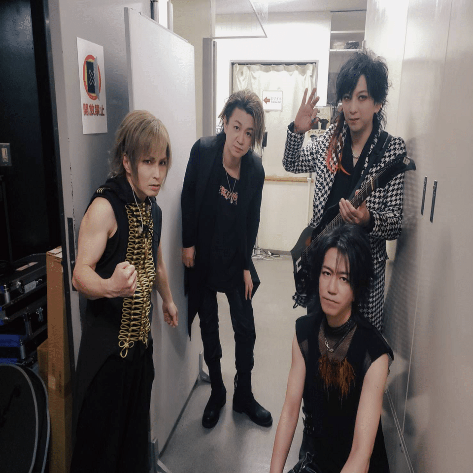 FANATIC◇CRISIS/LAST LIVE〈2枚組〉 FANATIC◇CRISIS/LAST LIVE〈2枚組〉