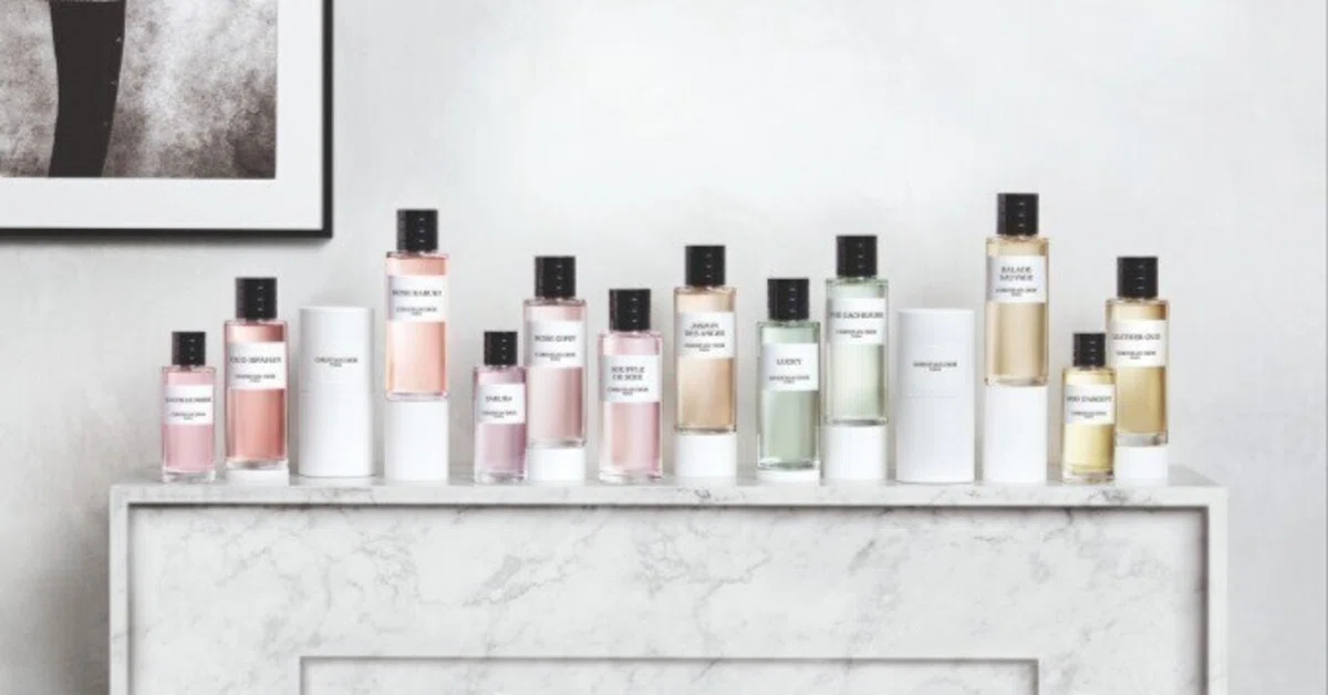 DIOR メゾンクリスチャンディオール｜? ‐ エル ‐ ｜香水と甘いもの