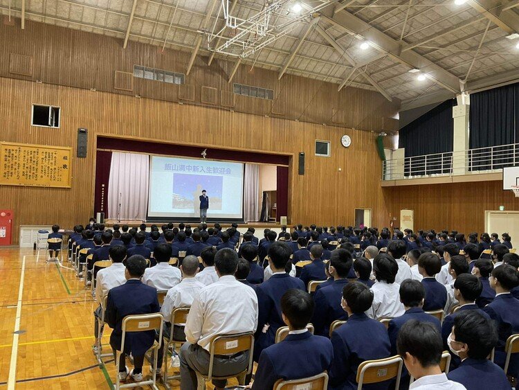 黙礼の確認。何も言わずに、みんなしっかり合わせ礼ができていました！