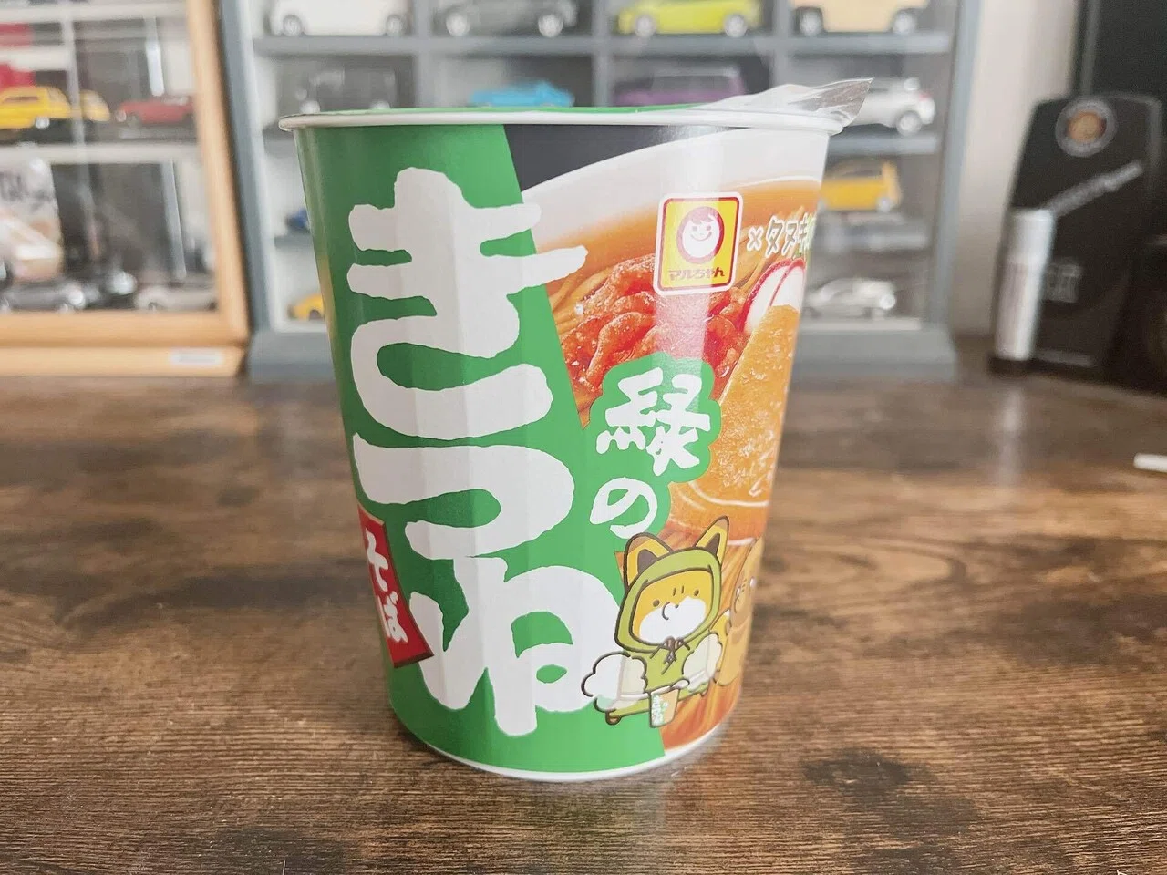 カップ麺格付け#334 マルちゃん 緑のきつねそば (東洋水産)｜イケ麺