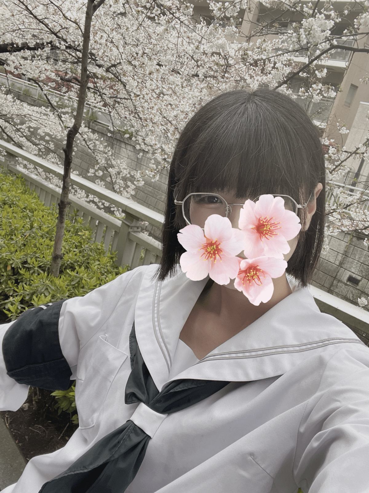 4月のチェキ｜廻環美