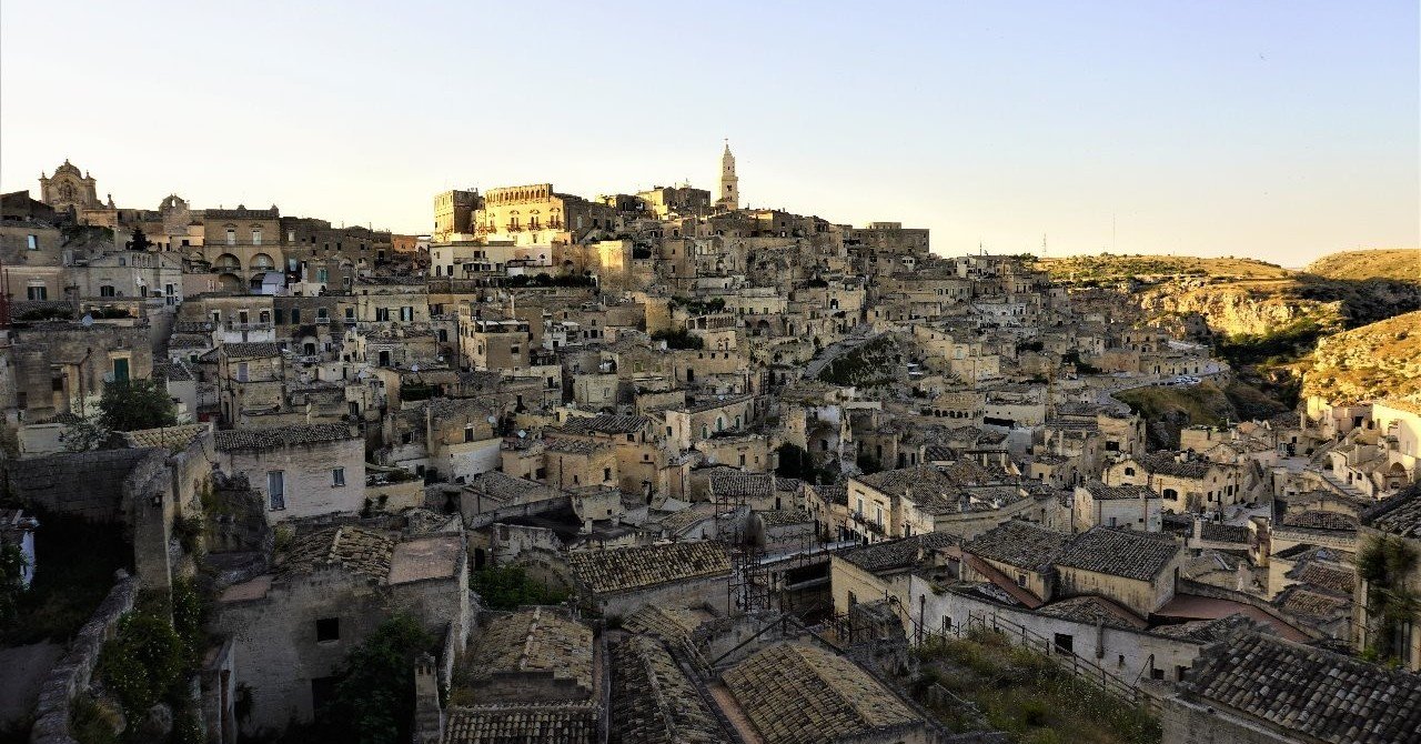 サッシ 洞窟住居地区の夕景 食の工房オフィスアルベロ イタリア料理教室 In 神戸 Note