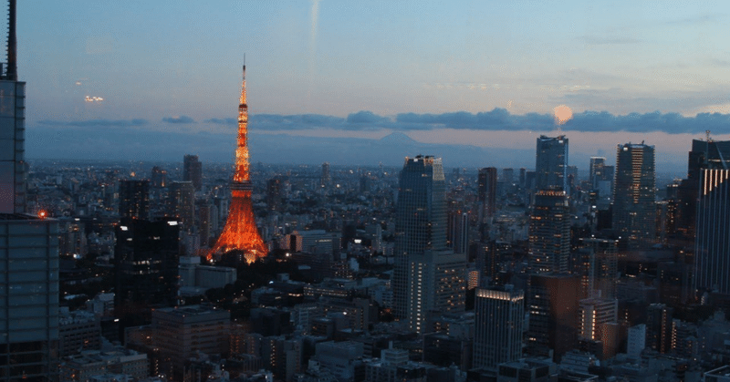 汐留の高層ビルから見た東京の夜明け