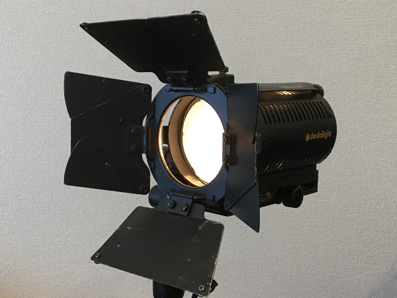 デドライト dedolight DLH4・タングステンライト・パワーサプライ The Classic DLH4 dedolight 12v/24v, 150w max, Tungsten