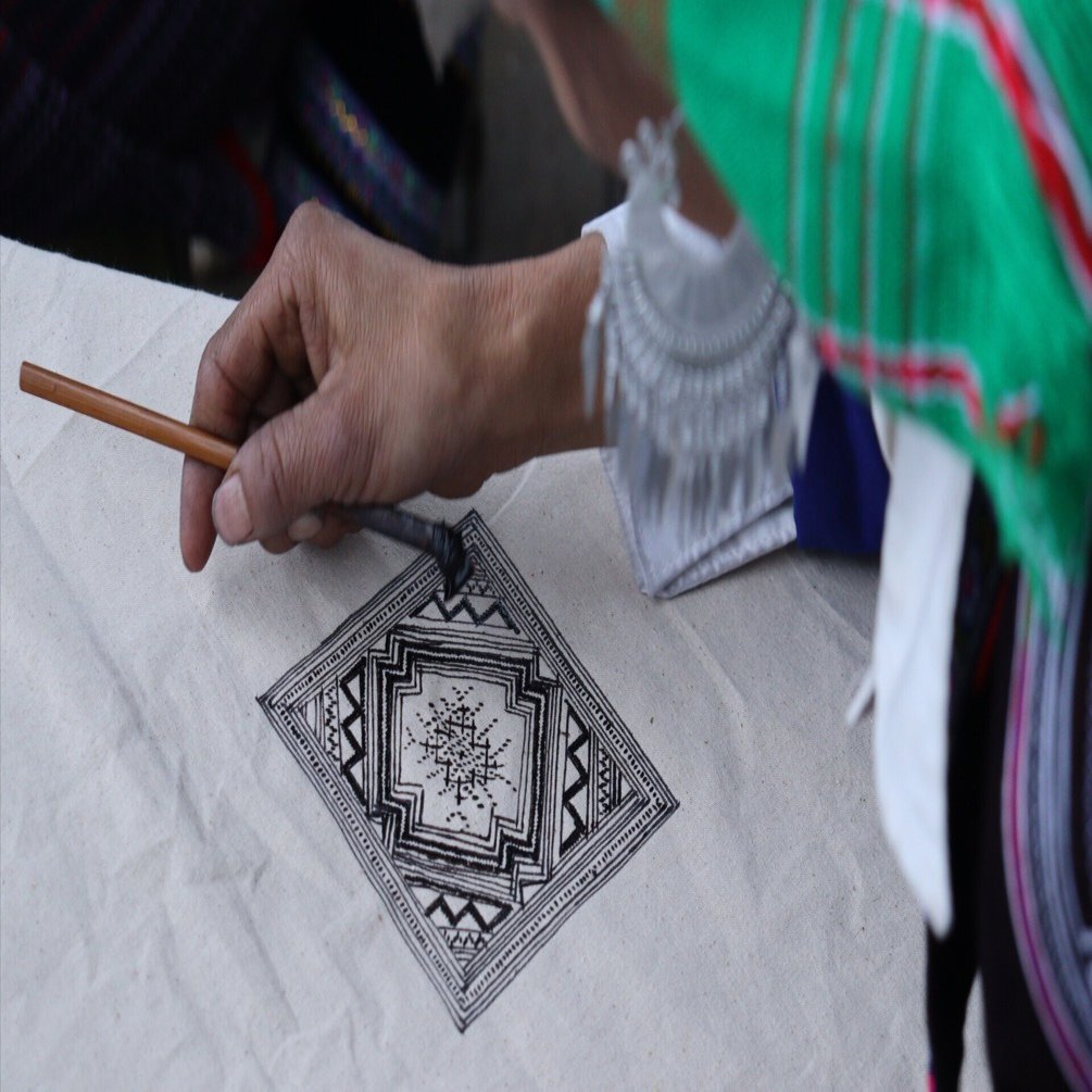 超貴重】モン族の臈纈染めの模様を大解明 #1｜yuka / ベトナム田舎