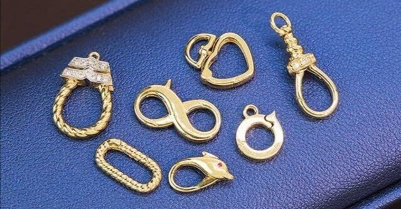 激安通販新作 バチカン K18YG チャーム ブタ 無限 8の字 コーヒー豆 豚鼻 18K アクセサリー