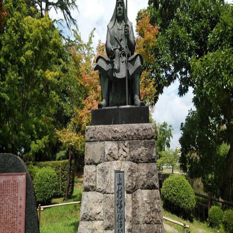 旅の記：2023年8月のツアー㉖米沢城・松岬神社＜鷹山＞・上杉神社