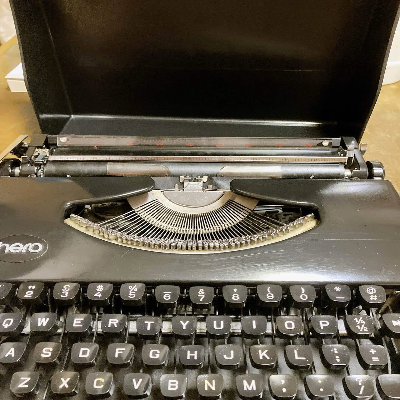 ノリと勢いで、なんとなく憧れていたタイプライターを買ってみた話 