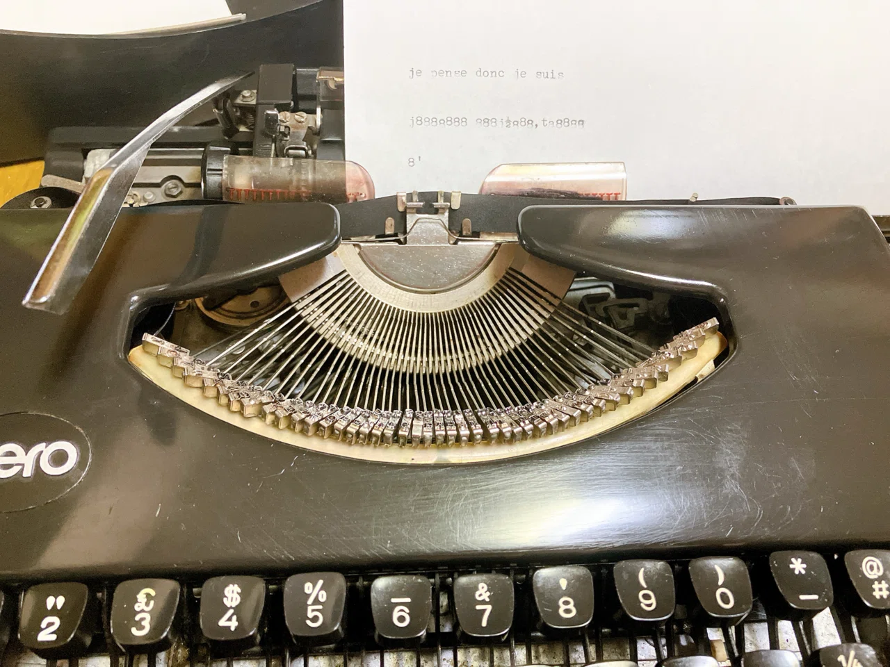 ノリと勢いで、なんとなく憧れていたタイプライターを買ってみた話