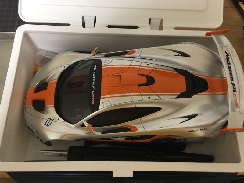 Rcカー100均活用術2 例のケースとガラス瓶 Myk Note