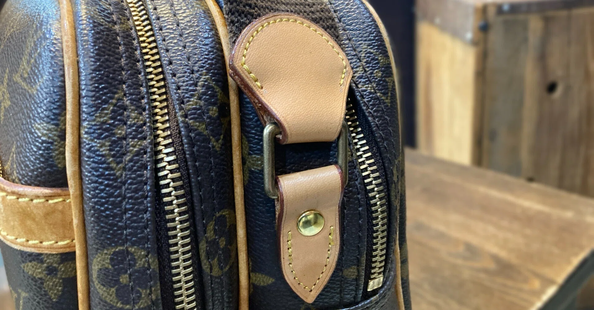 ショルダーバッグの根付修理/Louis Vuitton/ルイヴィトン】｜CREA