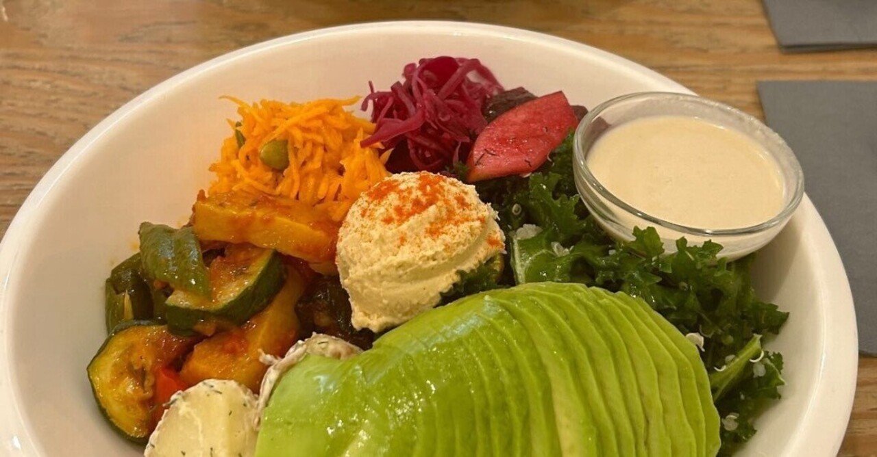 新入社員13、14日目。 表参道のサラダボウルが同期との初ランチ