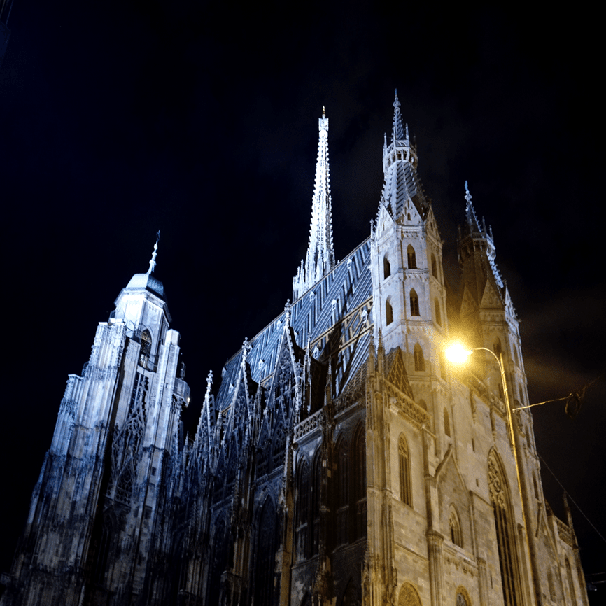 ウィーンのシンボル シュテファン寺院 【オーストリア】｜まっち