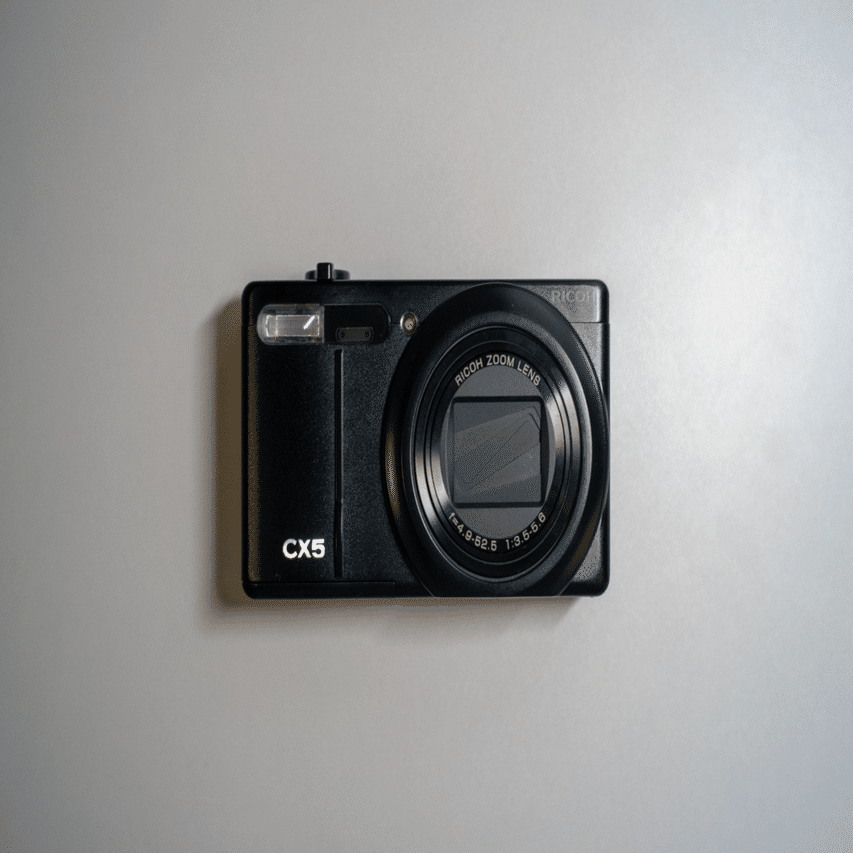 オールドコンデジが流行っている話｜なとりかほ