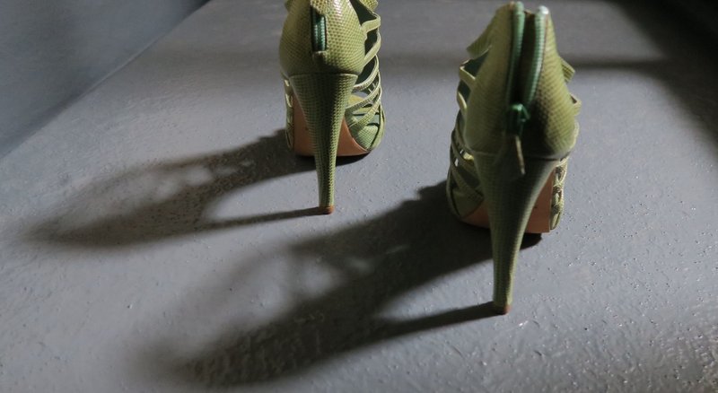 住宅評論家が自宅マンションでゾーッとした ハイヒールの足音 櫻井幸雄 Note