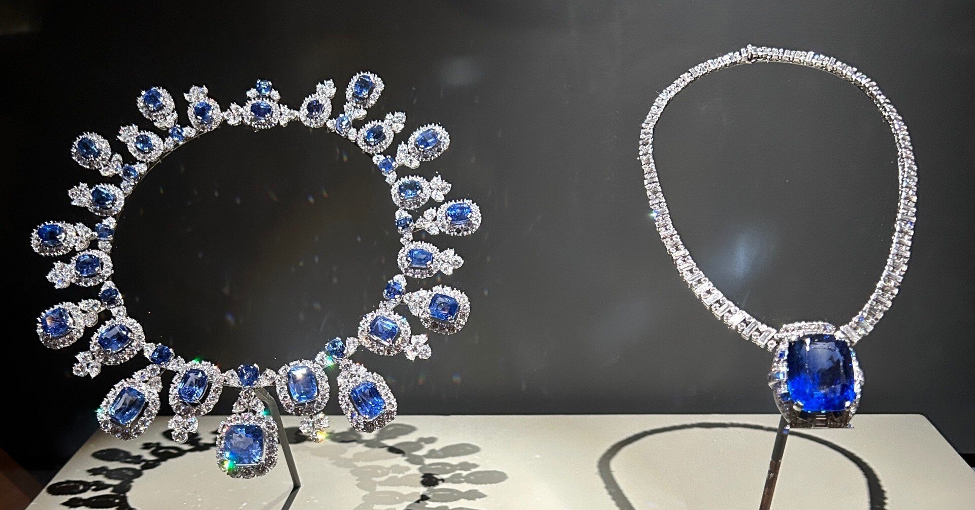 ヴァイキング銀打ち出しブレスレット　スミソニアン博物館ミュージアムショップ ヴァイキング銀打ち出しブレスレット スミソニアン博物館ミュージアム