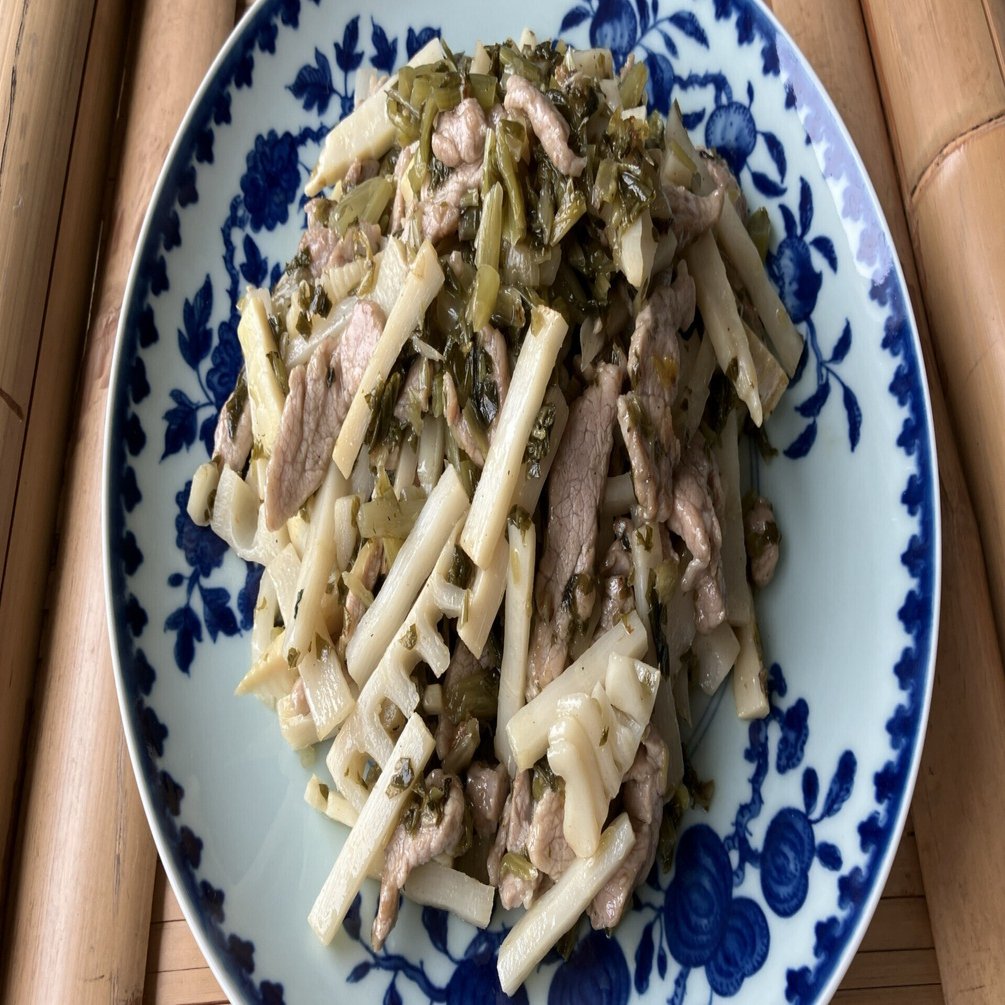 おうちで中華 - 雪菜筍絲炒肉絲（高菜漬けと筍と豚肉の細切り炒め