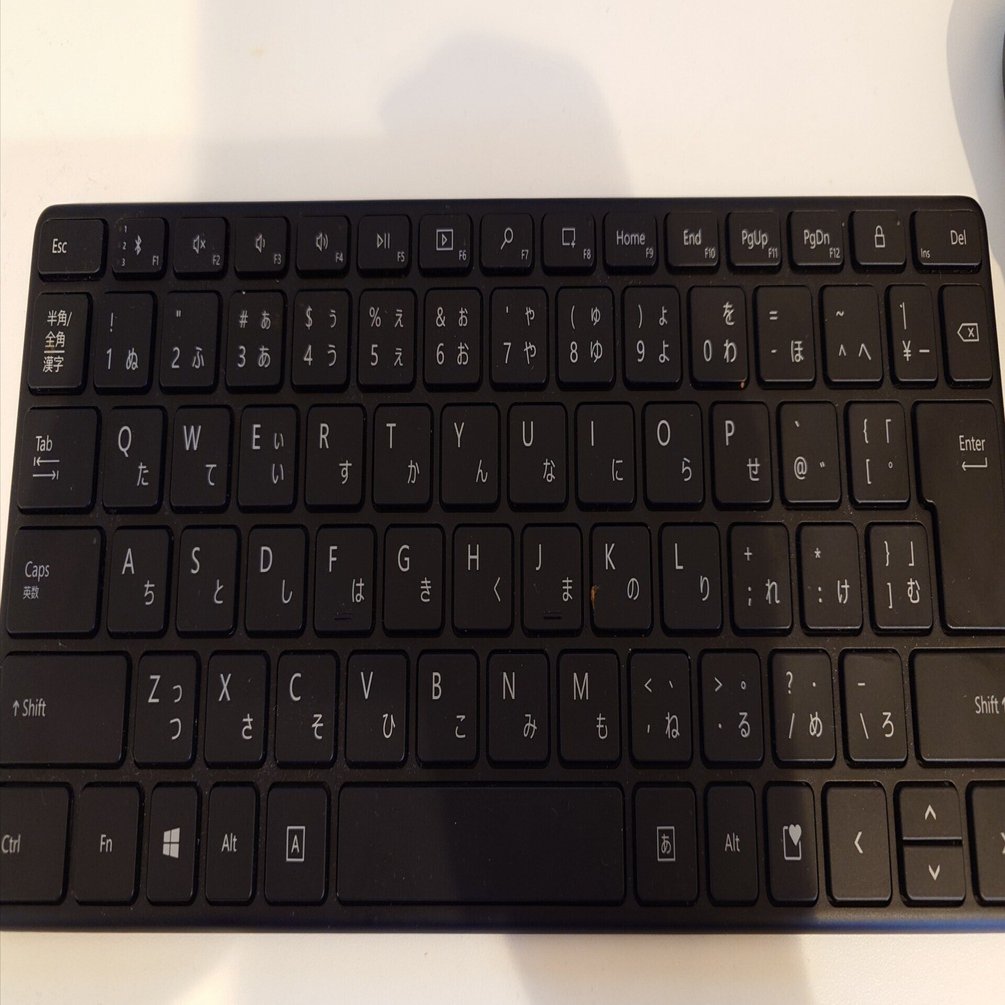 Microsoft デザイナーコンパクトキーボード ミニマムデザインがモダンで良き。実用性も高い「マイクロソフト