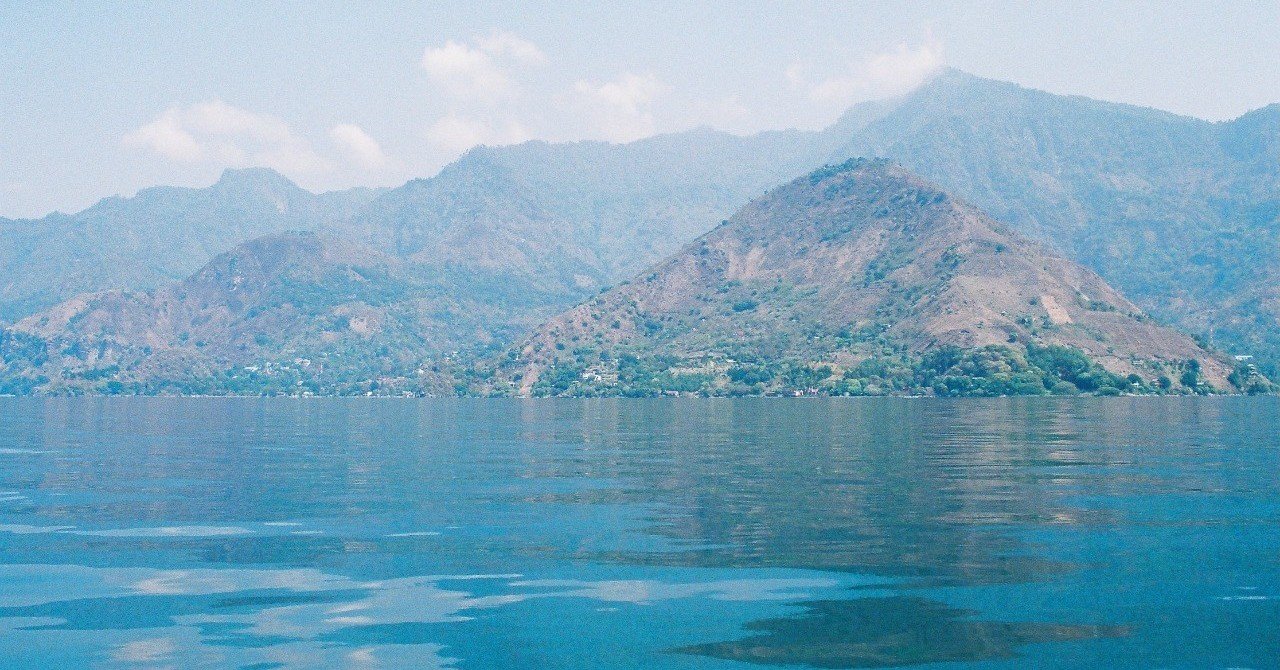 世界一美しい湖 アティトラン湖へ Furia Hara Note 世界一美しい湖 アティトラン湖へ Furia Hara Note