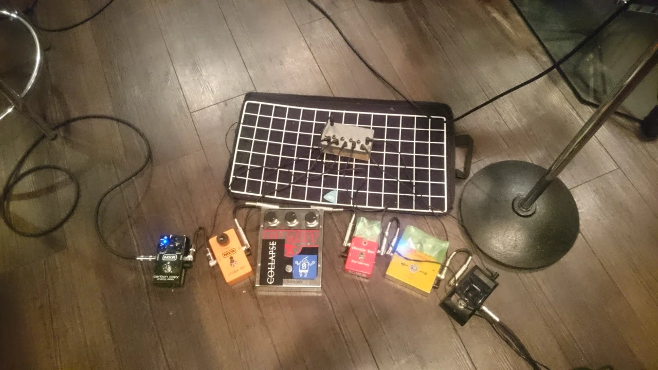 要説明確認　中身は近年物のBig Muff　筐体はエルクbigmuff 機材整理 その4】ELECTRO-HARMONIX / BIG MUFF｜ごはんもぐもぐ太郎