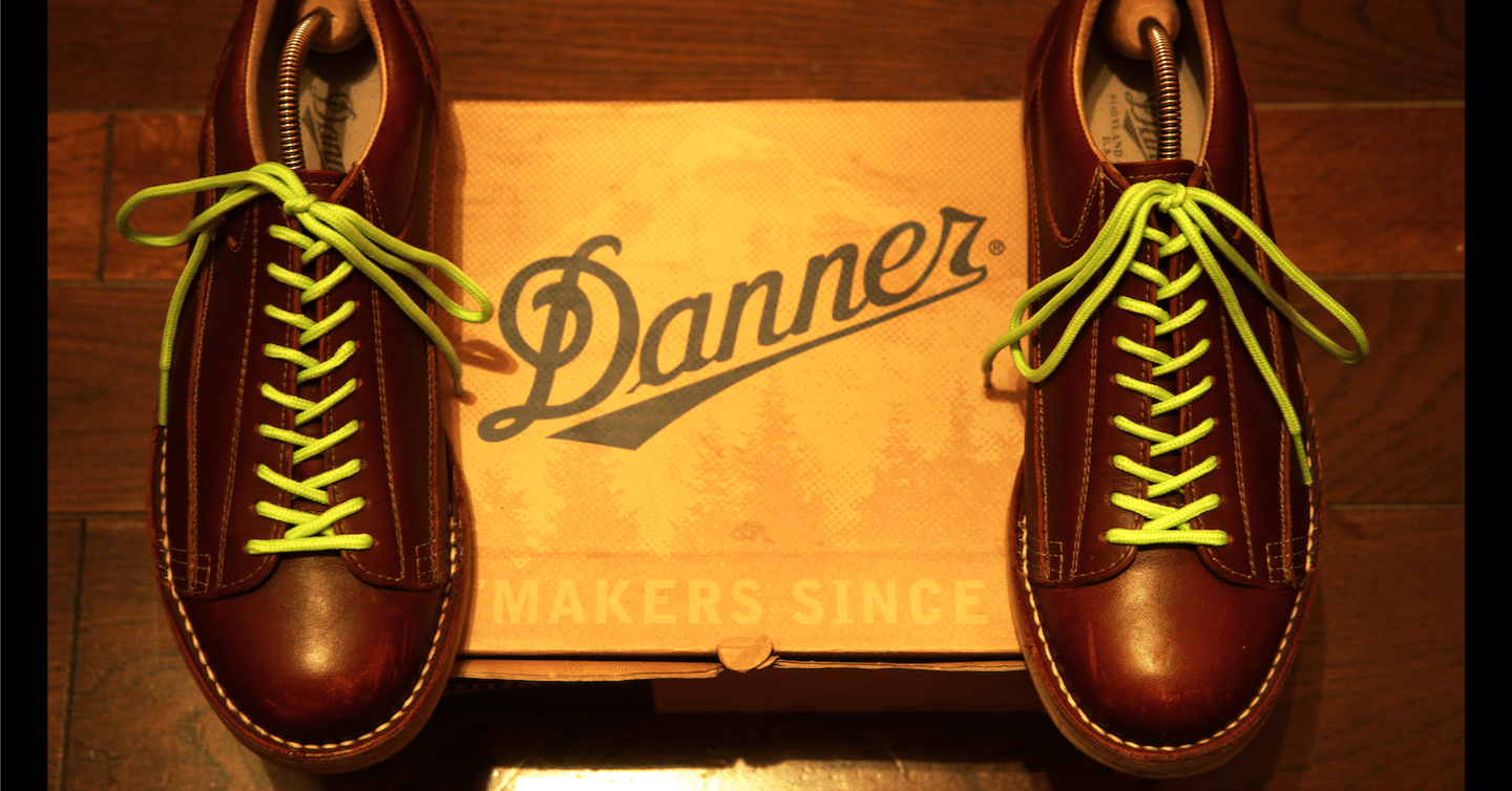 靴紐はライムグリーンにしがち。｜Nakasone