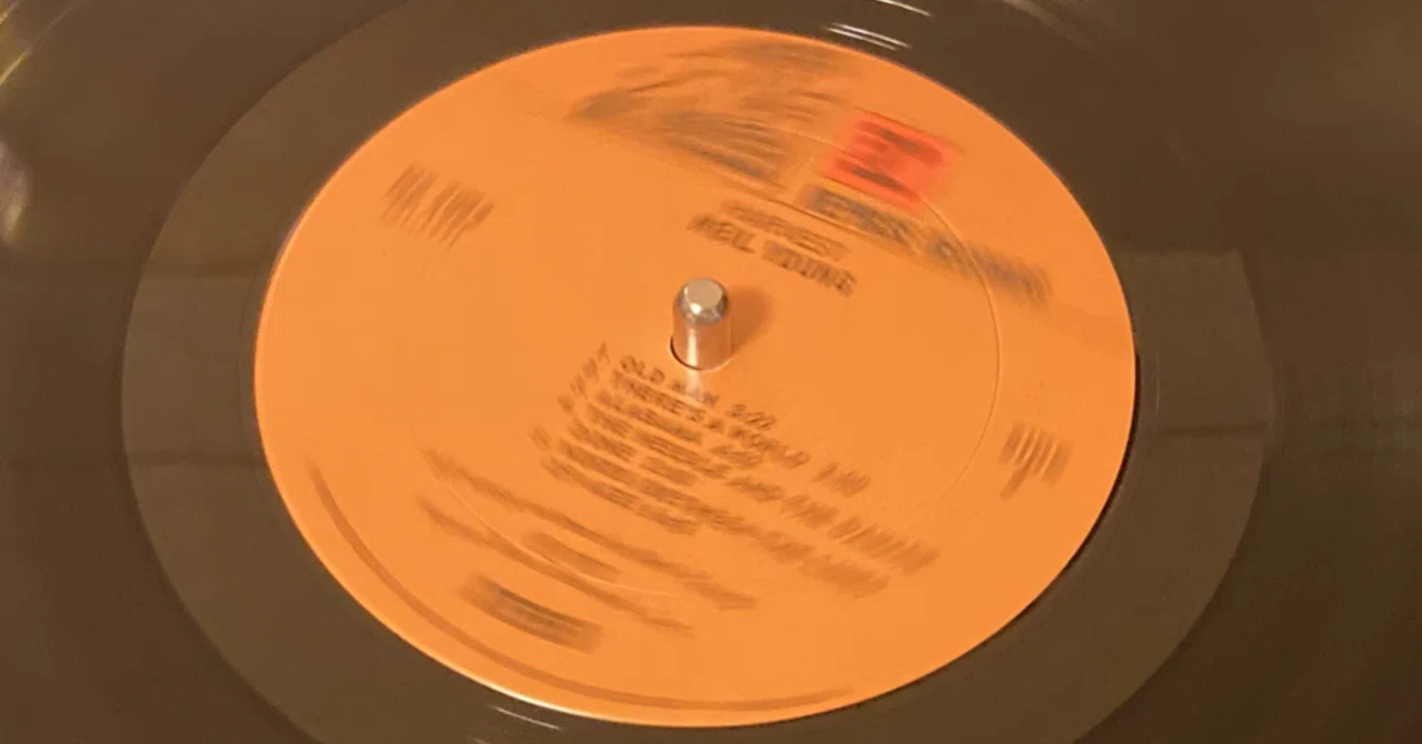 HARVEST(NEIL YOUNG)はgoodダメージレコード｜boo_papa