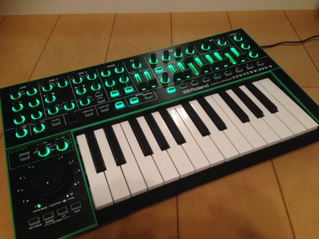 Roland SYSTEM-1のハナシ|みくばんP Roland SYSTEM-1のハナシ|みくばんP