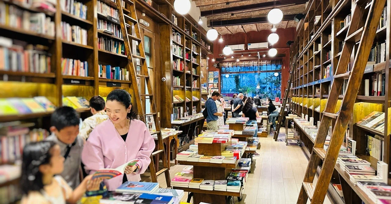 本好きブエノスアイレスのママたちも興味津々「日本の本に親しむ文化 本好きブエノスアイレスのママたちも興味津々「日本の本に親しむ文化