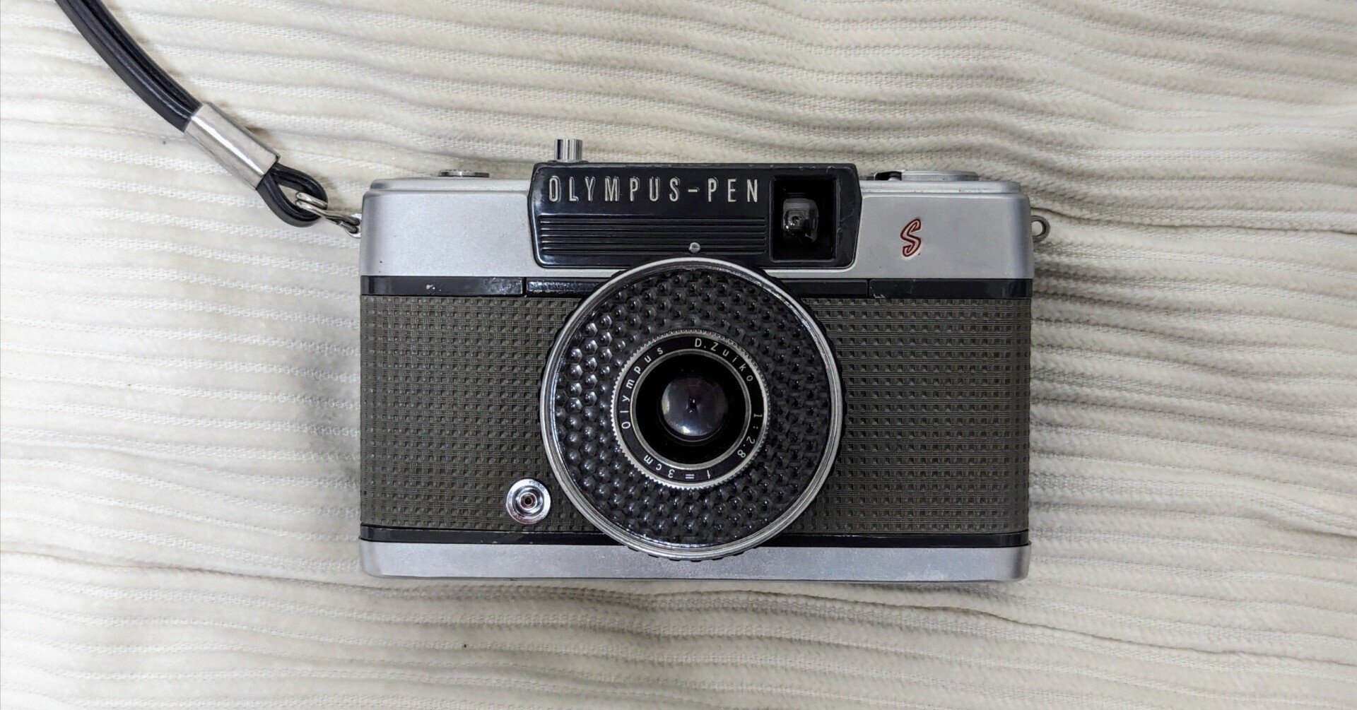 初めてのハーフサイズカメラにPEN-EES|iroha 初めてのハーフサイズカメラにPEN-EES|iroha