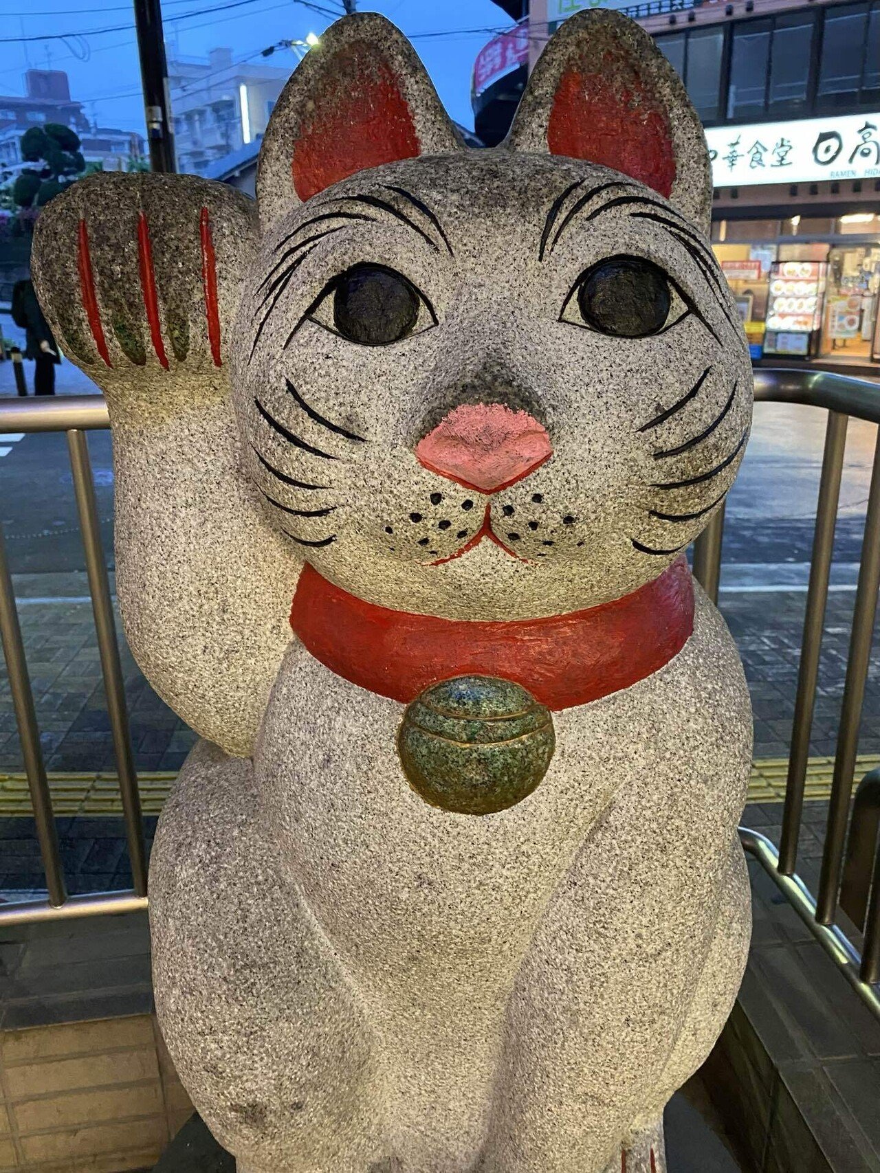 豪徳寺の招福猫児（まねきねこ）｜バージルGO