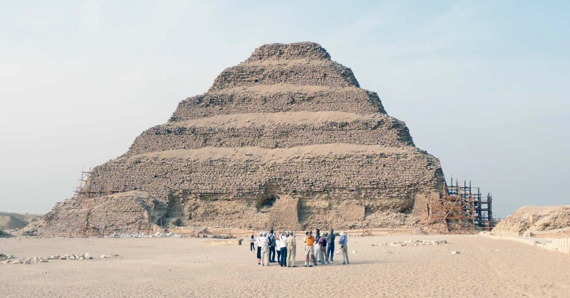 馬門石ピラミッド エジプトの建築-ピラミッド①－地域のお宝さがし－118｜植松清志